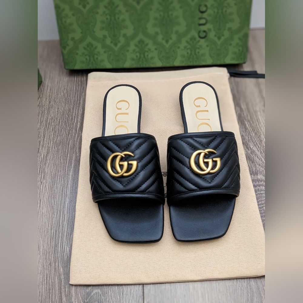 GUCCI Slides